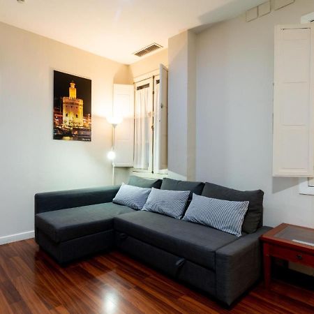 세비야 Holi-Rent Lumbreras 아파트 외부 사진